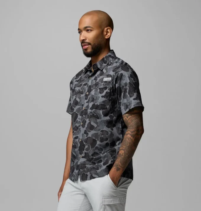 Camisa de campamento PFG Wild Cast™ para hombre