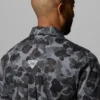 Camisa de campamento PFG Wild Cast™ para hombre