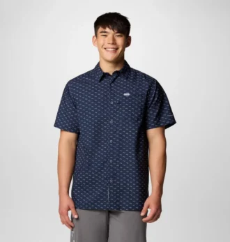 Camisa de manga corta PFG Super Slack Tide™ para hombre – New England Patriots