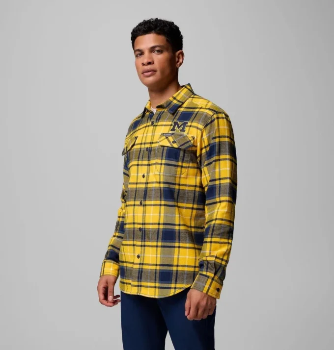 Camisa de manga larga de franela Collegiate Flare Gun™ para hombre – Michigan Camisa de manga larga de franela Collegiate Flare Gun™ para hombre – Michigan