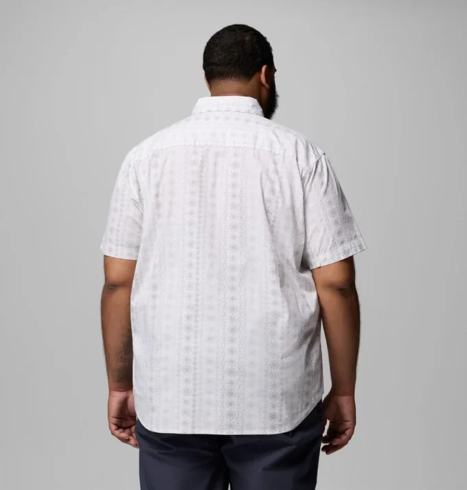 Camisa estampada de manga corta Rapid Rivers™ para hombre – Talla grande
