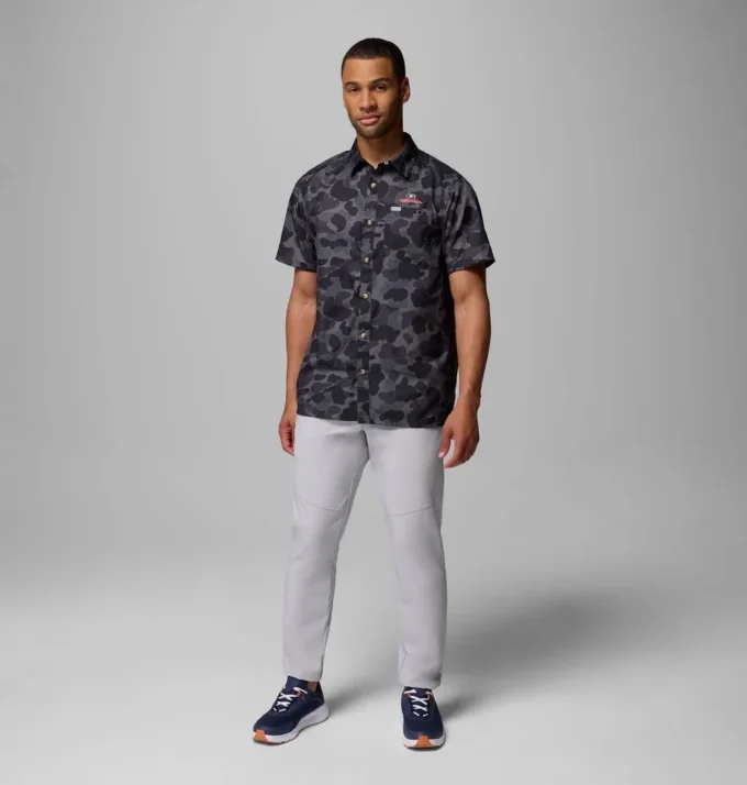 Camisa PFG Super Slack Tide™ para hombre, estilo universitario – Georgia Camisa PFG Super Slack Tide™ para hombre, estilo universitario – Georgia