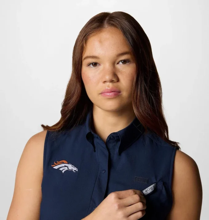Camisa sin mangas PFG Tamiami™ para mujer – Denver Broncos
