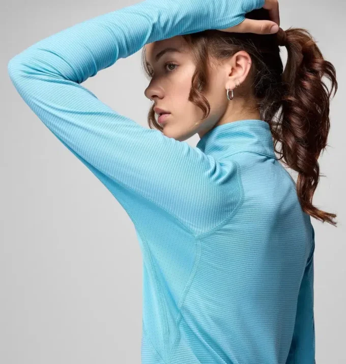 Camiseta de mujer Weekend Ascent™ con media cremallera