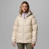 Chaqueta con capucha y plumón Cloudview™ para mujer