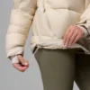 Chaqueta con capucha y plumón Cloudview™ para mujer