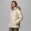 Chaqueta con capucha y plumón Cloudview™ para mujer