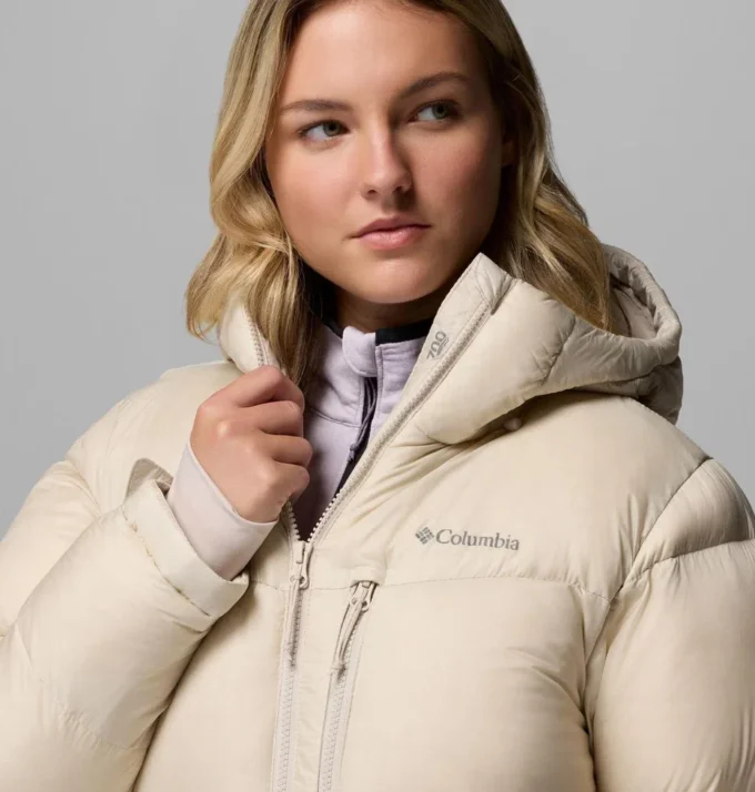 Chaqueta con capucha y plumón Cloudview™ para mujer