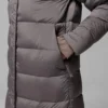 Chaqueta larga con capucha Amaze Puff™ para mujer