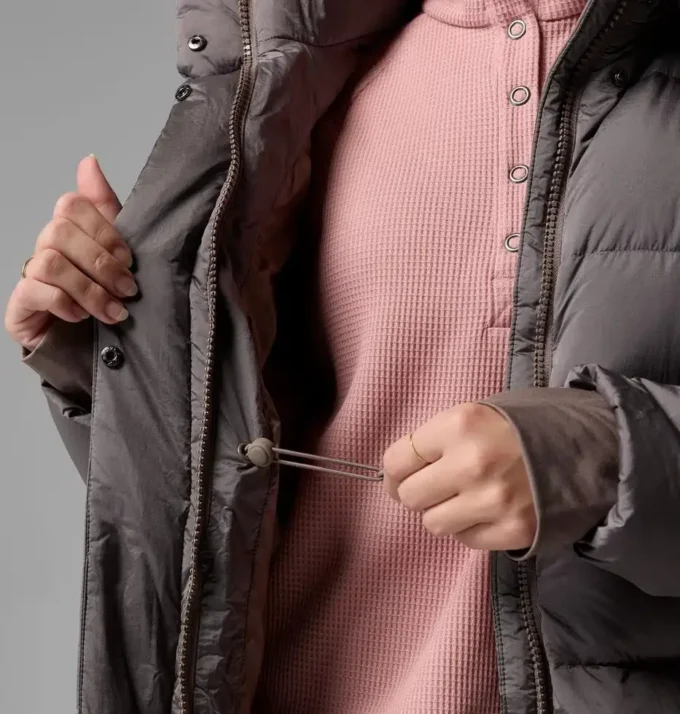 Chaqueta larga con capucha Amaze Puff™ para mujer