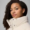 Chaqueta larga con capucha Amaze Puff™ para mujer – Tallas grandes Chaqueta larga con capucha Amaze Puff™ para mujer – Tallas grandes