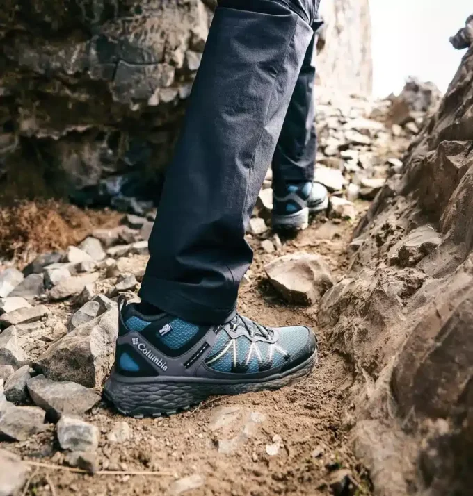Zapatillas Peakfreak Rush™ Mid OutDry™ para hombre